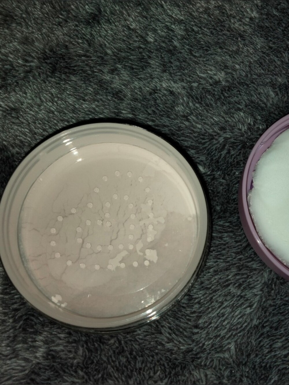Kim Chi Chic Puff Setting Powder- Translucent - Picture 4 of 5